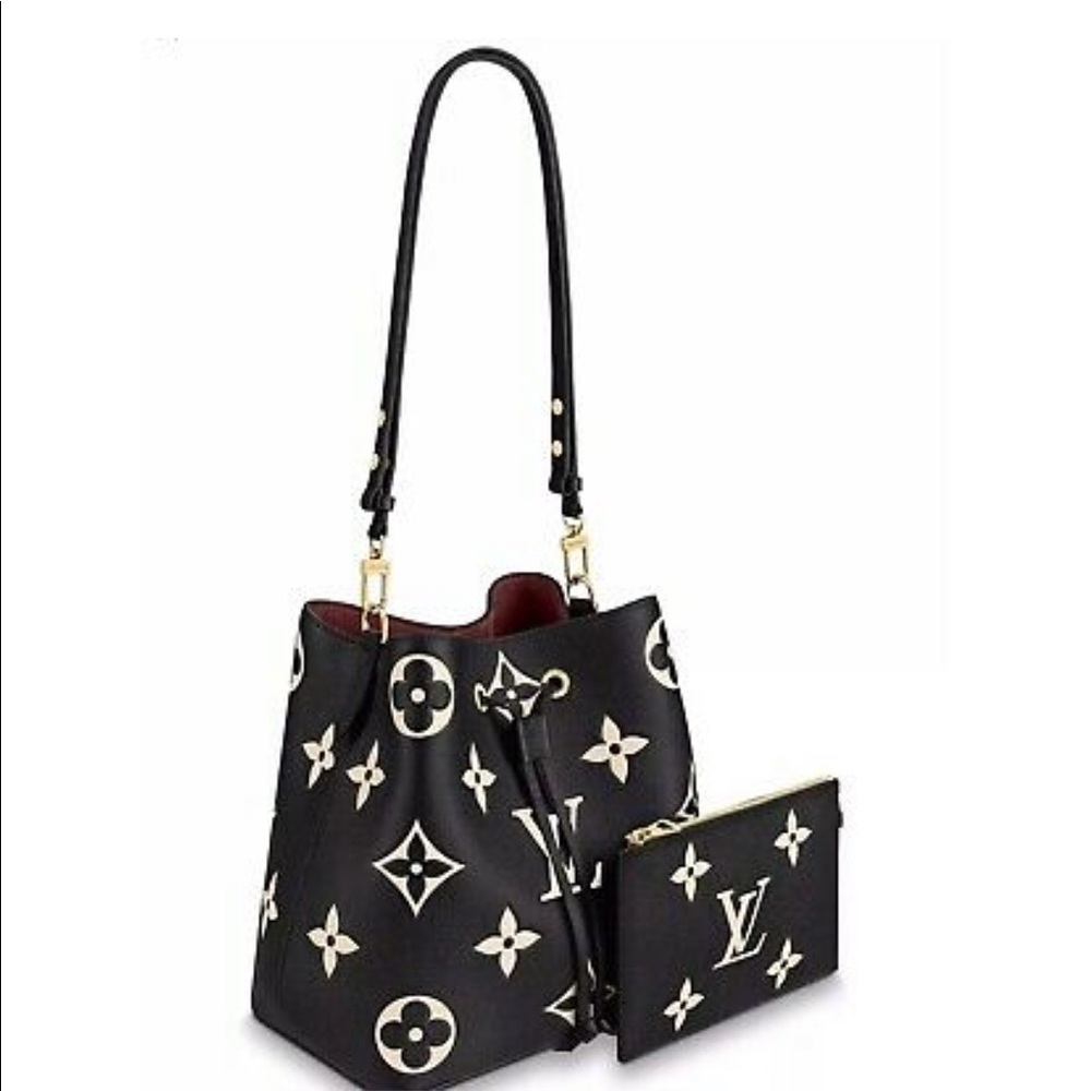 LOUIS VUITTON Crafty Giant Monogram Neonoe & Pouch